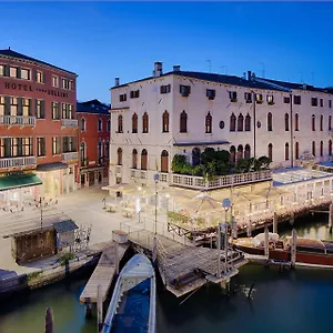 4* Отель Nh Santa Lucia
