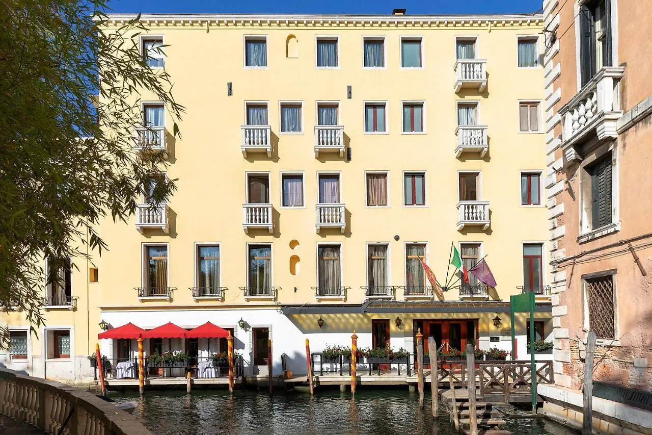 *****  Baglioni Hotel Luna - The Leading Hotels Of The World Венеция Италия